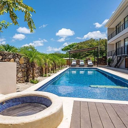 Tamarindo Beach, Prime Location, Fantastic Watersalt Pool & Cold Plunge, Family & Friends Luaran gambar