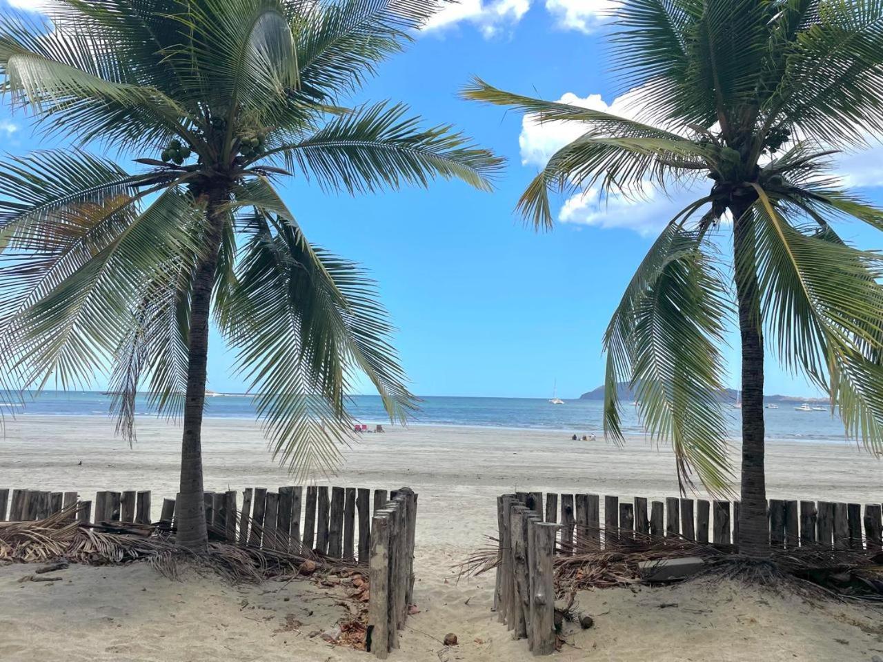 Tamarindo Beach, Prime Location, Fantastic Watersalt Pool & Cold Plunge, Family & Friends Luaran gambar