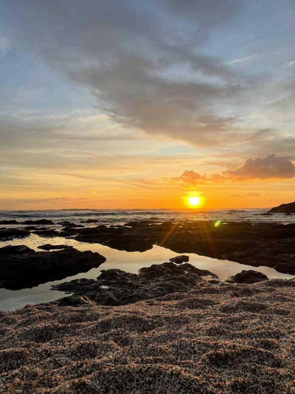 Tamarindo Beach, Prime Location, Fantastic Watersalt Pool & Cold Plunge, Family & Friends Luaran gambar